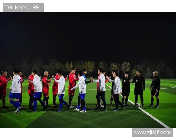 足球明星握手瞬间高清图片展现友谊与竞技精神的完美结合