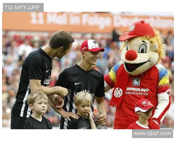 足球明星风采大汇聚精彩瞬间尽在此处的照片展览 足球明星风采大汇聚精彩瞬间尽在此处的照片展览